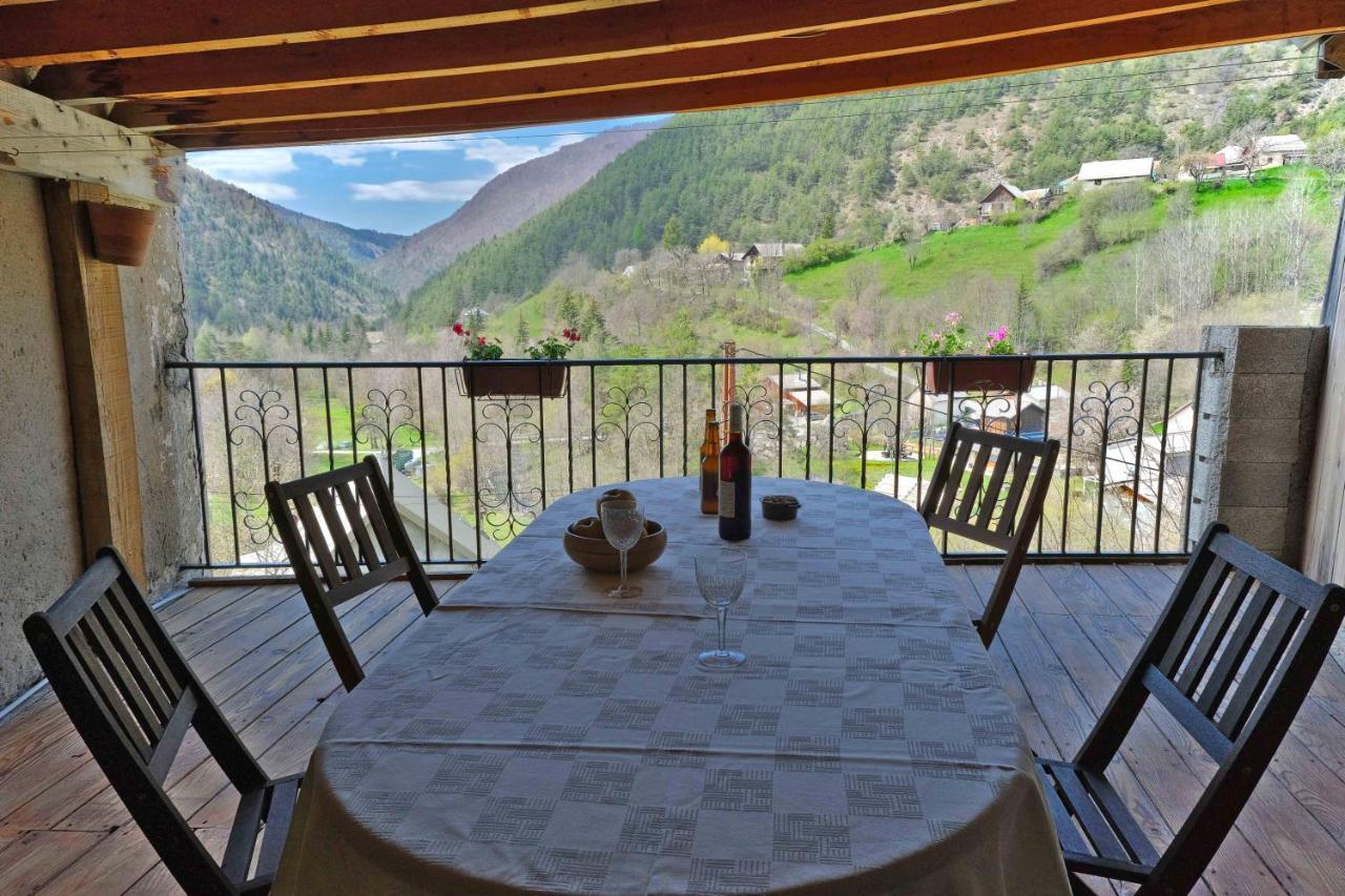 Au Diapason Chambres D'Hotes Montagne Auzet Екстериор снимка